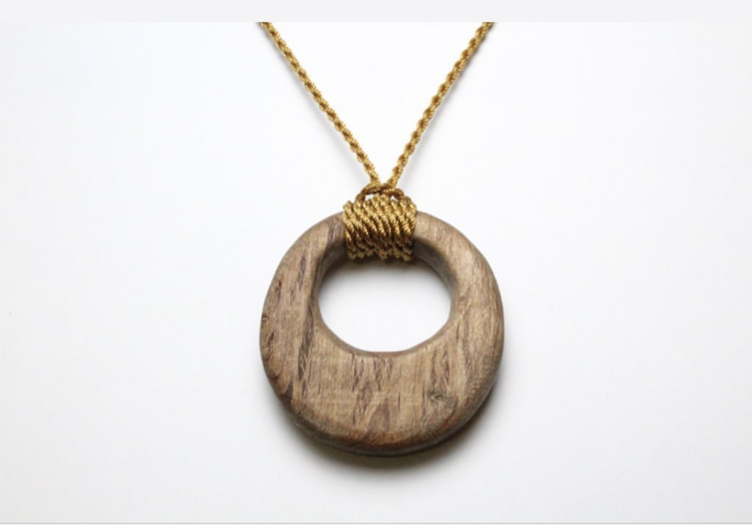 Minimal Round Wooden Pendant Necklace